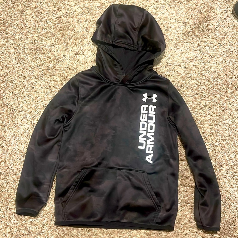 Under Armour Sweatshirt